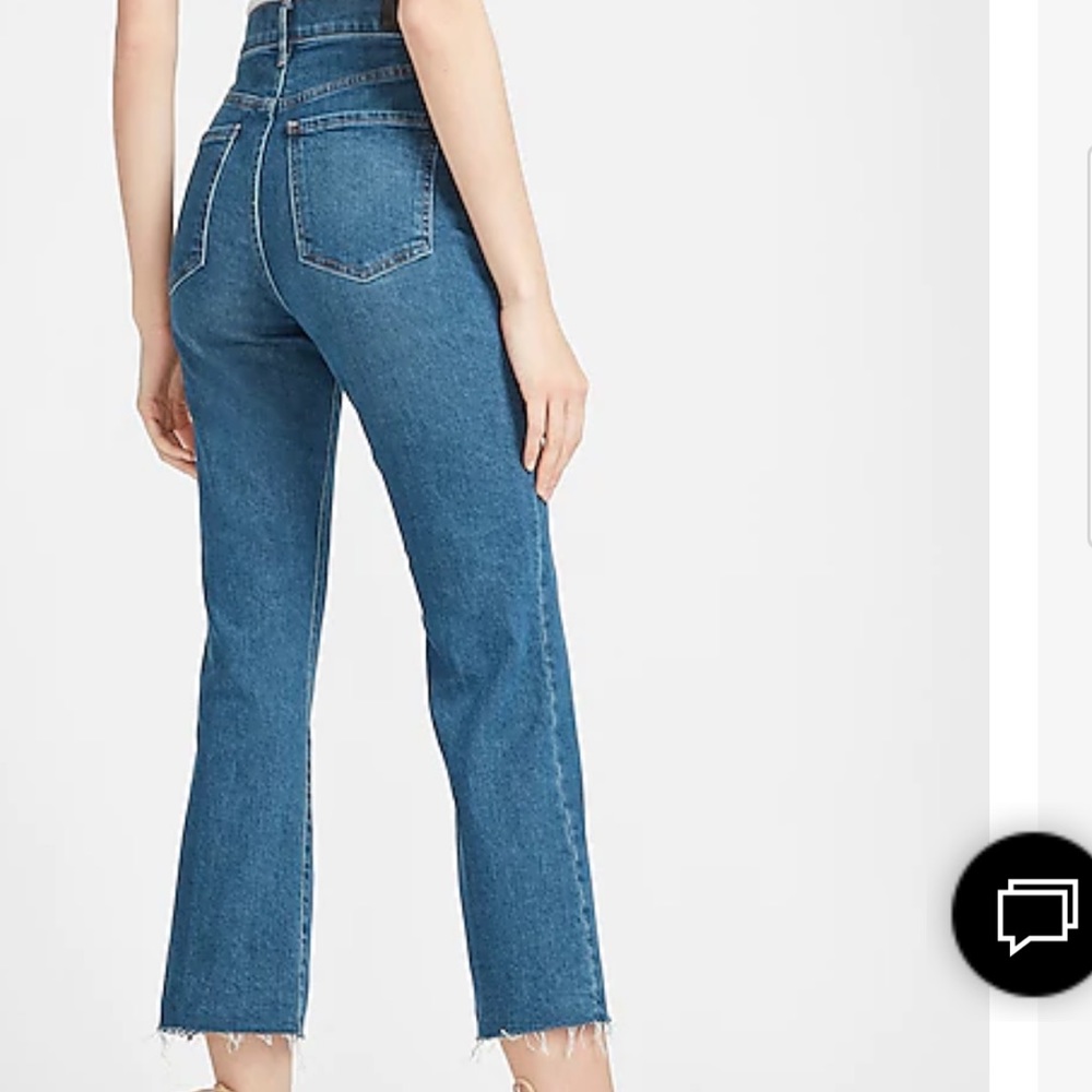 Cropped Flare High Rise Jeans - Picture 2 of 11